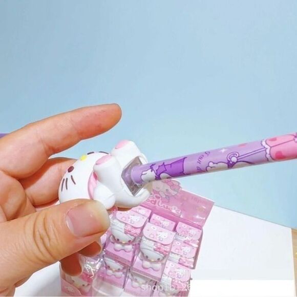 Brand new hello kitty figurine pencil sharpener brand, new in packaging - Picture 1 of 9
